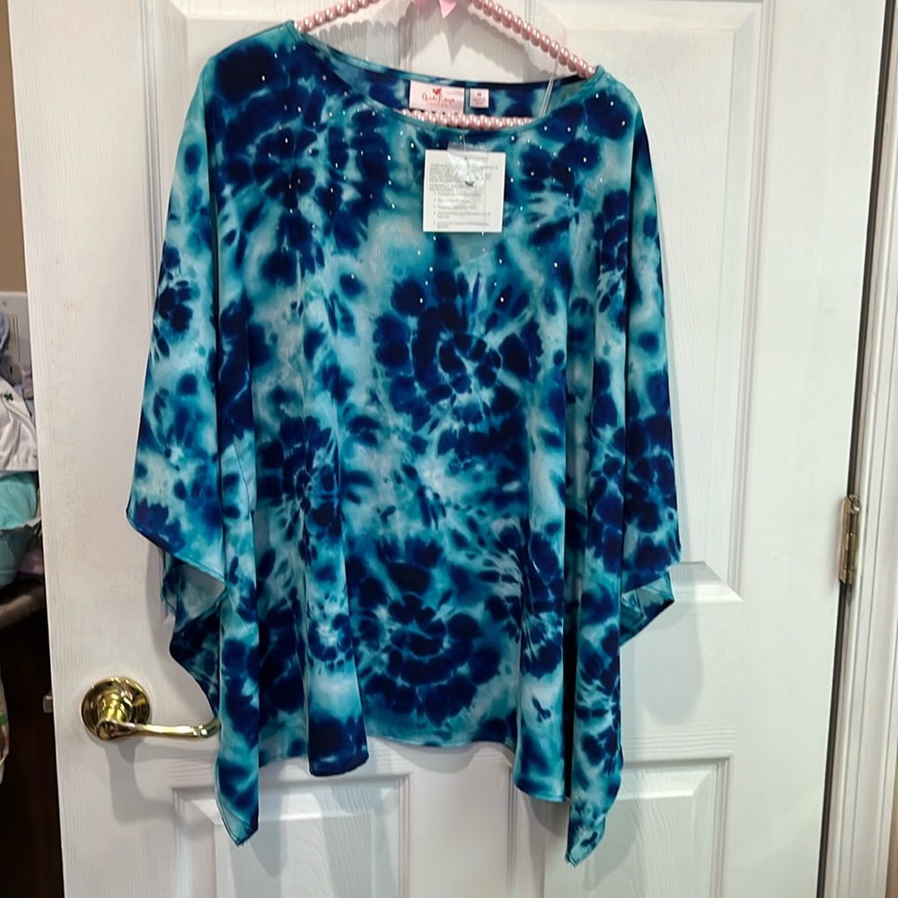 Quacker factory sequenced blue tie dye blouse